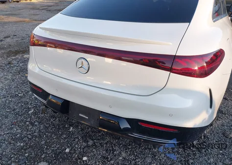 2022 Mercedes-Benz Eqs 580 4Matic z USA, uszkodzony, nr VIN W1KCG4EB3NA001659